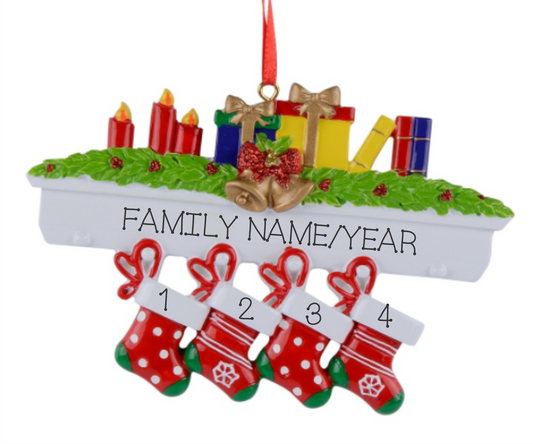 Colorful mantle with stockings, Family of 4