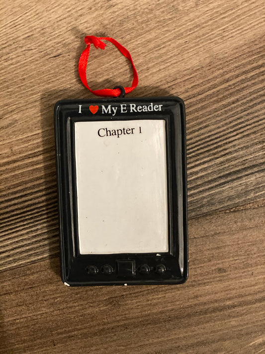 e-reader- Personalized Christmas Ornament